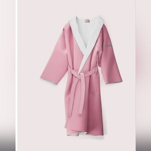 Brand new TRULY VIP robe